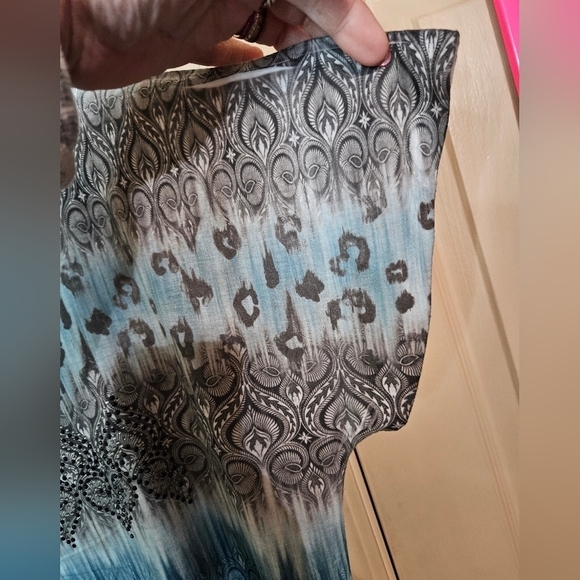 #020 Avenue- Blue/Grey Tye-dyed Rhinestone Embellished Top - Size: 18W-20W - Picture 7 of 9